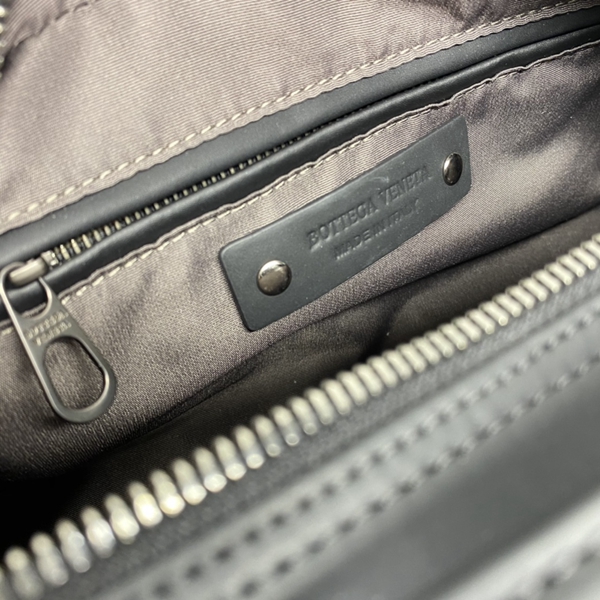 ボッテガヴェネタバッグ全体デザイン